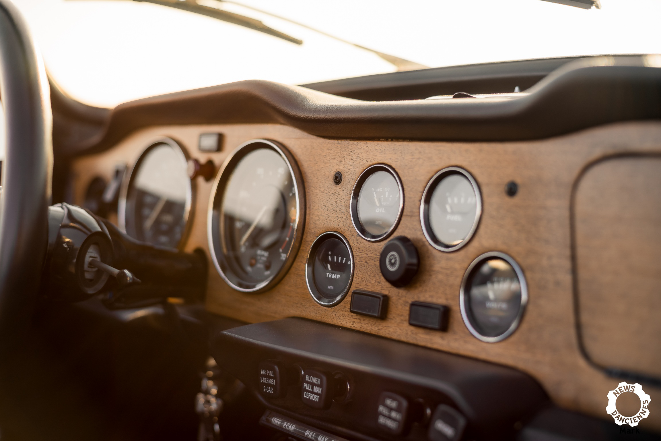 Triumph TR6-26