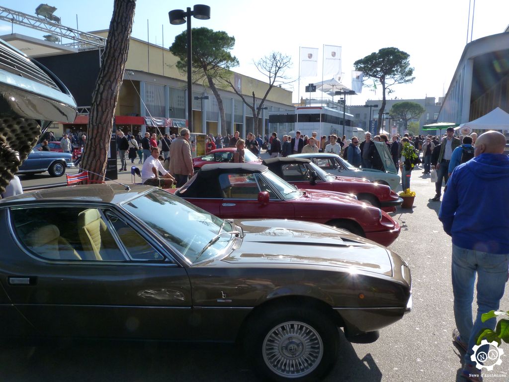 Auto e Moto d&rsquo;Epoca Padoue Live : L&rsquo;extérieur