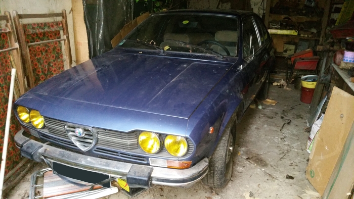 Sortie de Grange : Alfa Romeo Alfetta GTV 2.0 partie 1