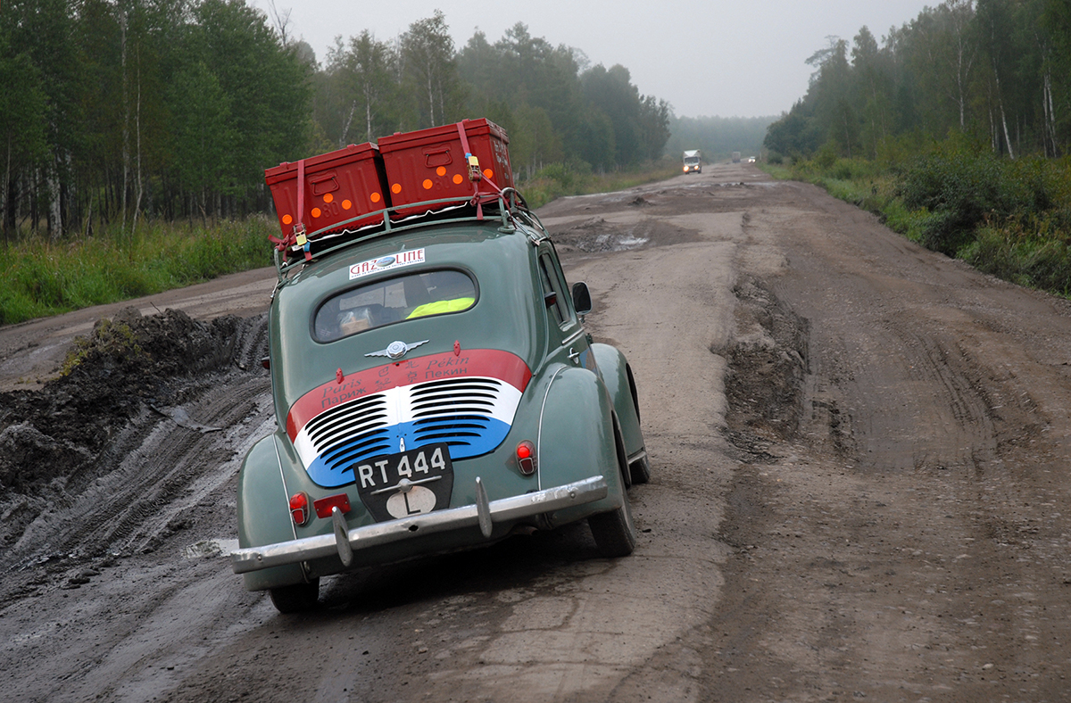 Un Tour de France en Renault 4CV
