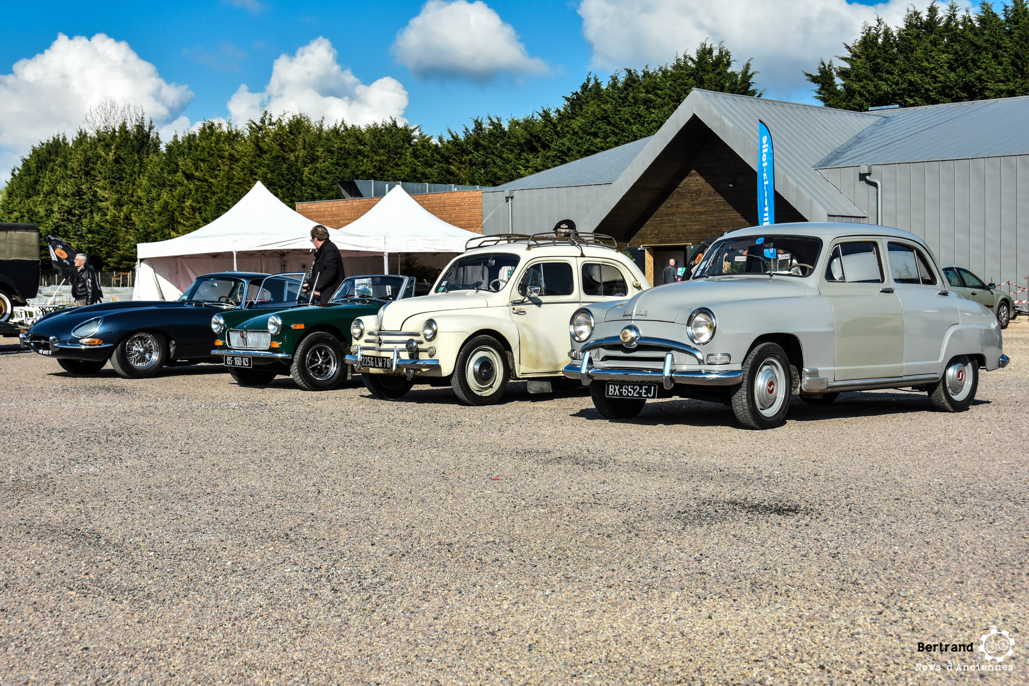 Belles autos mais peu nombreuses pour la Bourse de Mantes
