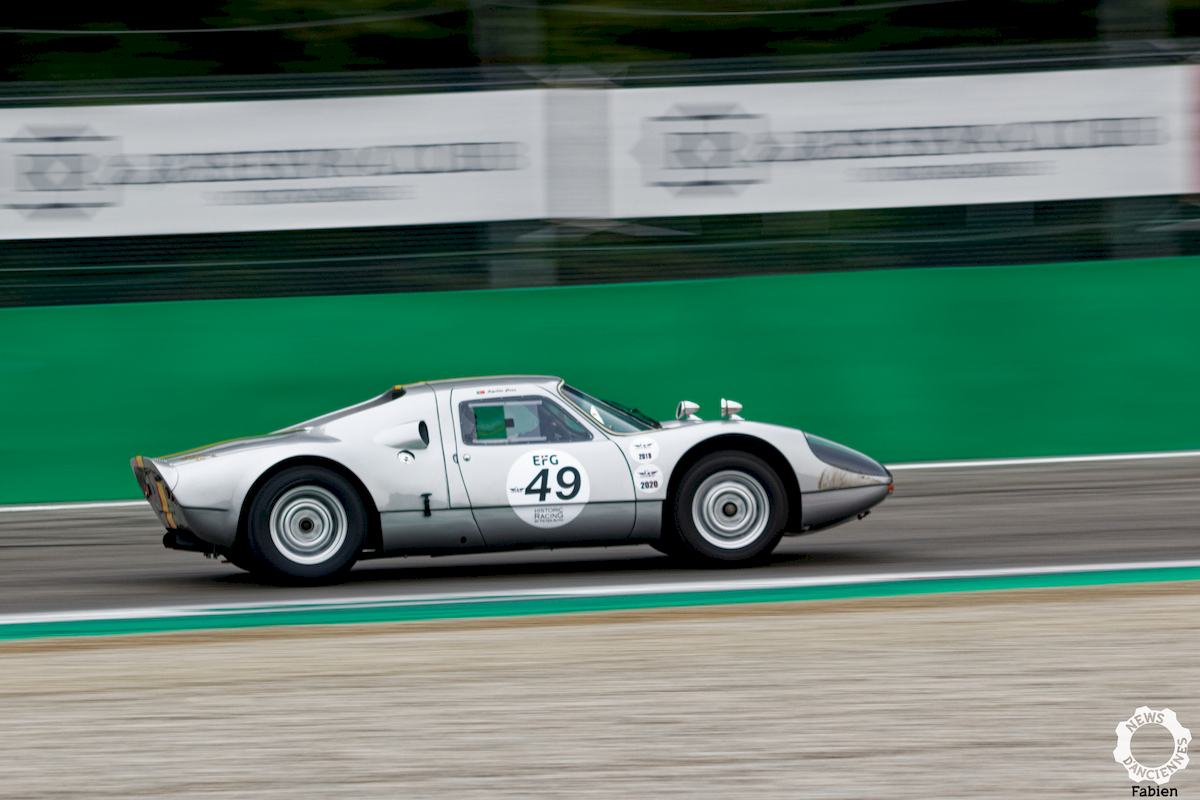 La Porsche 904 Carrera GTS, élégante et performante