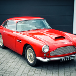 Silverstone Auctions à Salon Privé Aston Martin DB4- Silverstone Auctions à Salon Privé