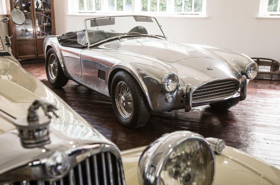 Neuf Nouvelles AC Cobra 260 Vont Etre Construites