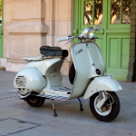 Vente Aguttes de Lyon Vespa 125-