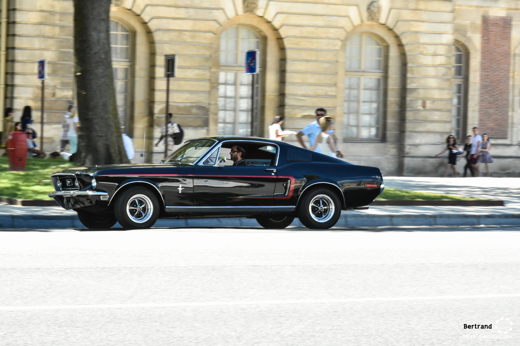 Essai d&rsquo;une Ford mustang FastBack, au volant d’une légende !