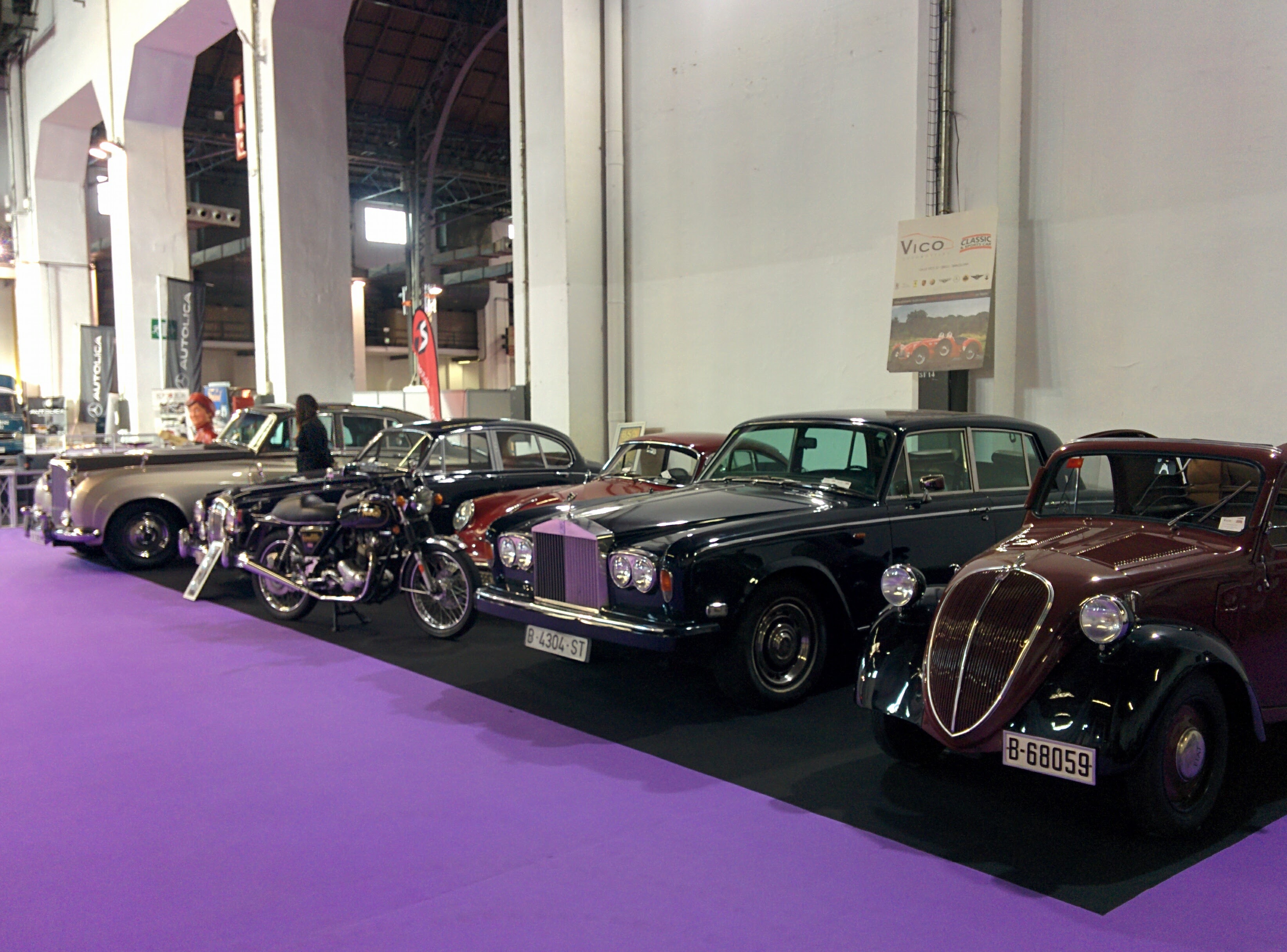 Auto Retro Barcelona 2016, la diversité des anciennes ibériques