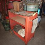 Garage à Vider en Mayenne Servante Rouge-