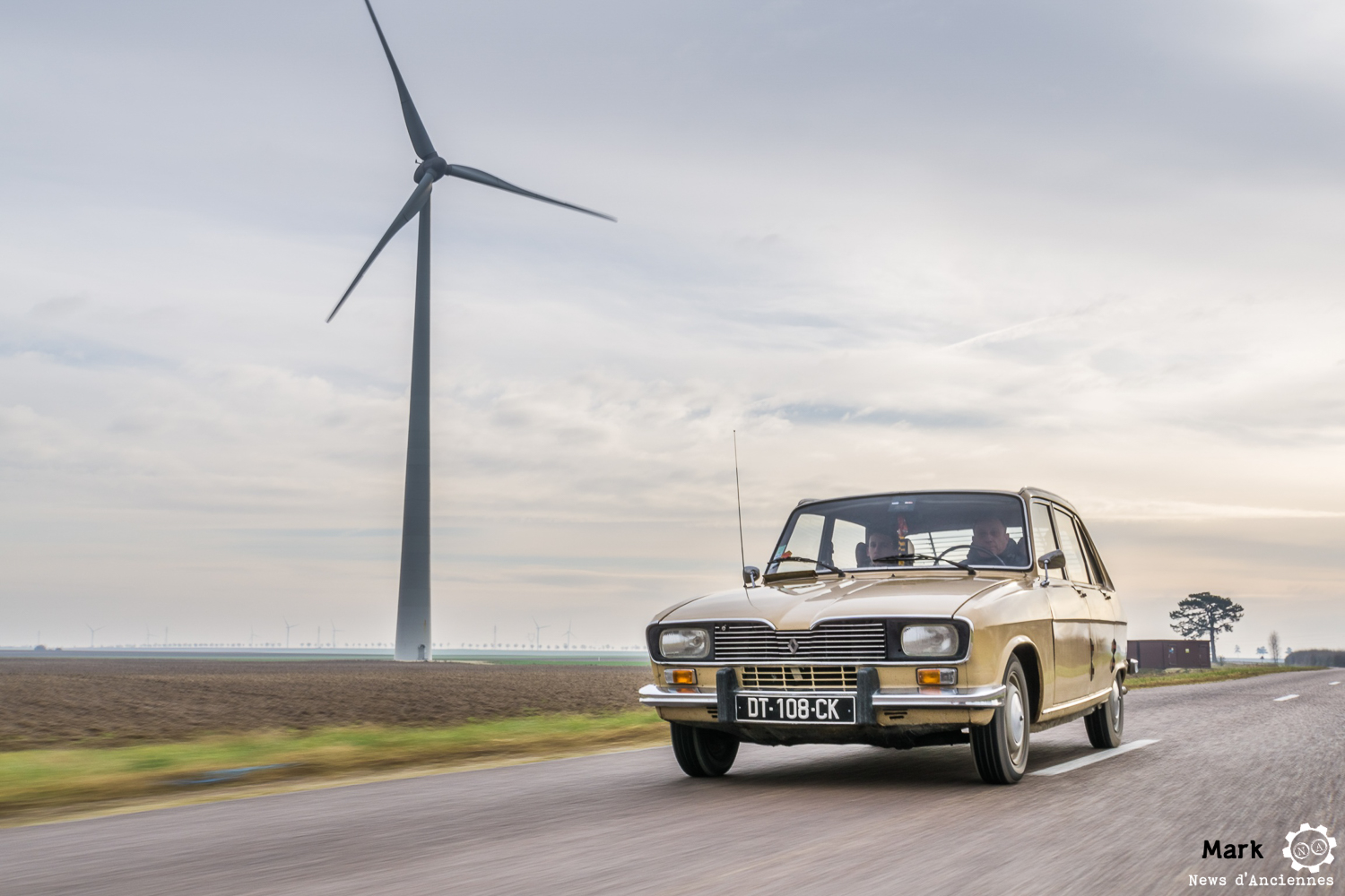 Essai d&rsquo;une Renault 16, la modernité des années 60