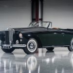 RM Sothebys à Amelia Island Rolls Royce Silver Cloud Honeymoon Express-