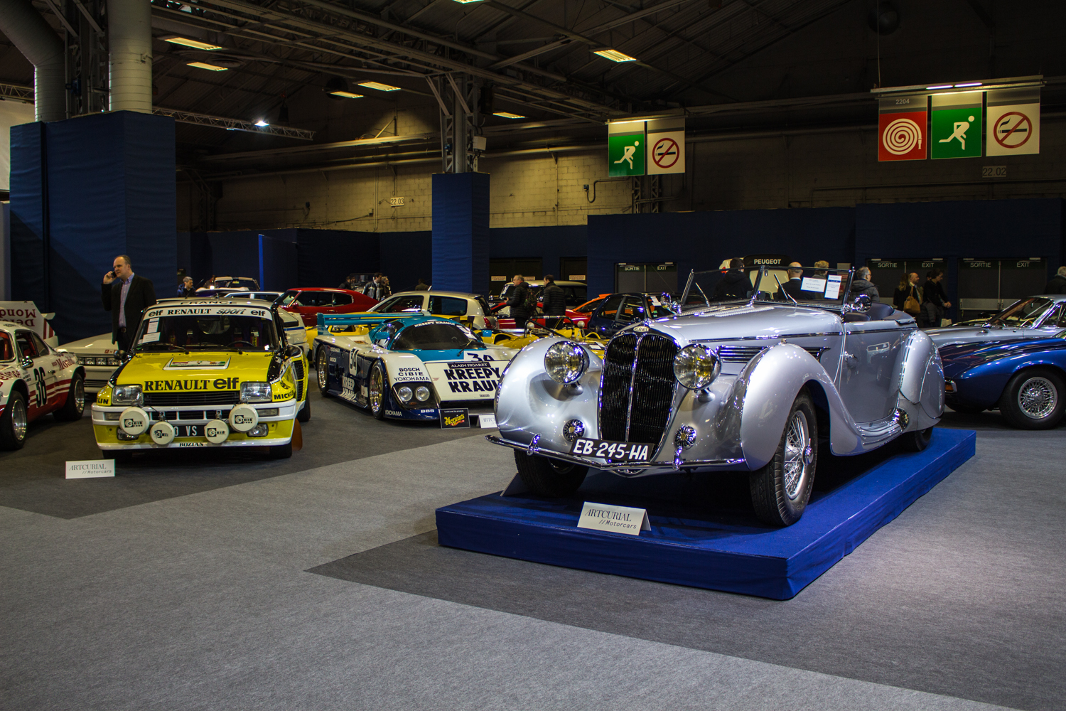 Un aperçu des autos de la Vente Artcurial à Retromobile 2017