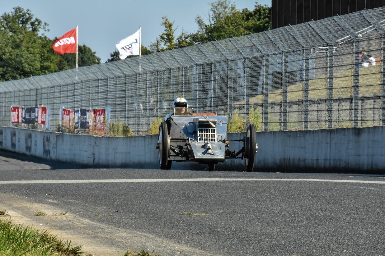 L&rsquo;Avion Voisin C6, une voiture certes, mais une hélice quand même