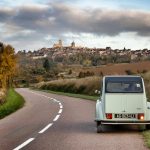 2cv citroen la france en 2 cv vezelay-