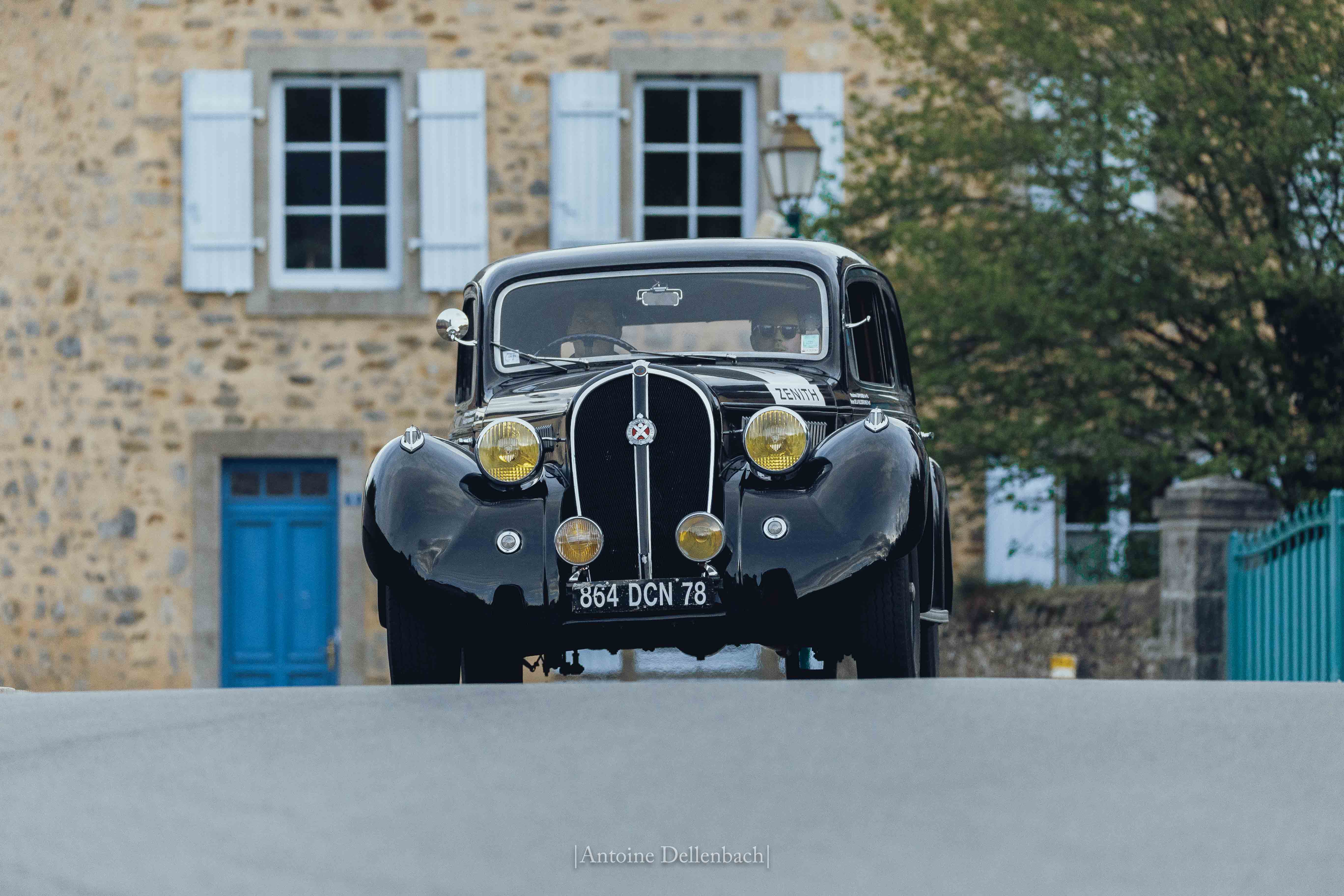 Débrief du Tour Auto avec l&rsquo;équipage de la Hotchkiss 864 Artois, doyenne de l&rsquo;épreuve