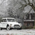 citroen dyane blanche la france en 2 cv-