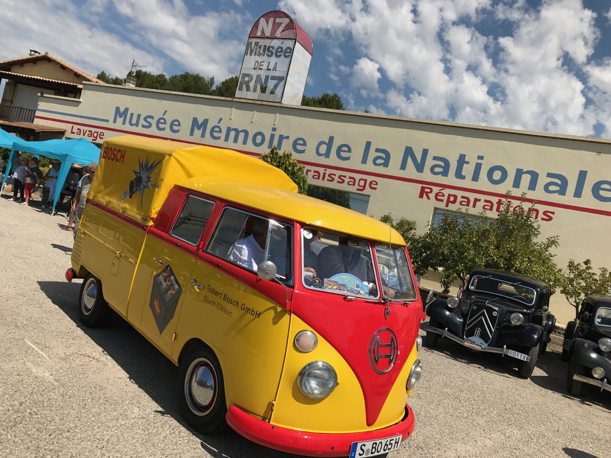 100 autos sur la N7, étape 4, de Valence à Aix en Provence