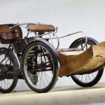 Vente Osenat au Salon Moto Légende Tricar Bruneau- vente Osenat au Salon Moto Légende