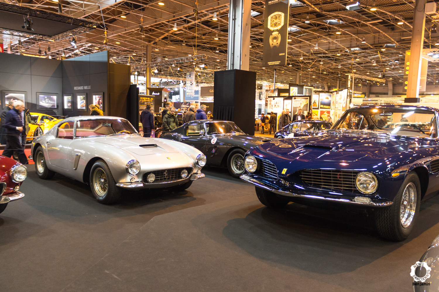 Un tour vers les vendeurs et les restaurateurs d&rsquo;autos de Retromobile 2018, le musée vivant