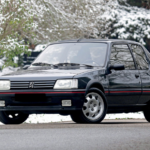 Vente de Printemps Aguttes Peugeot 205 GTI- Vente de Printemps Aguttes