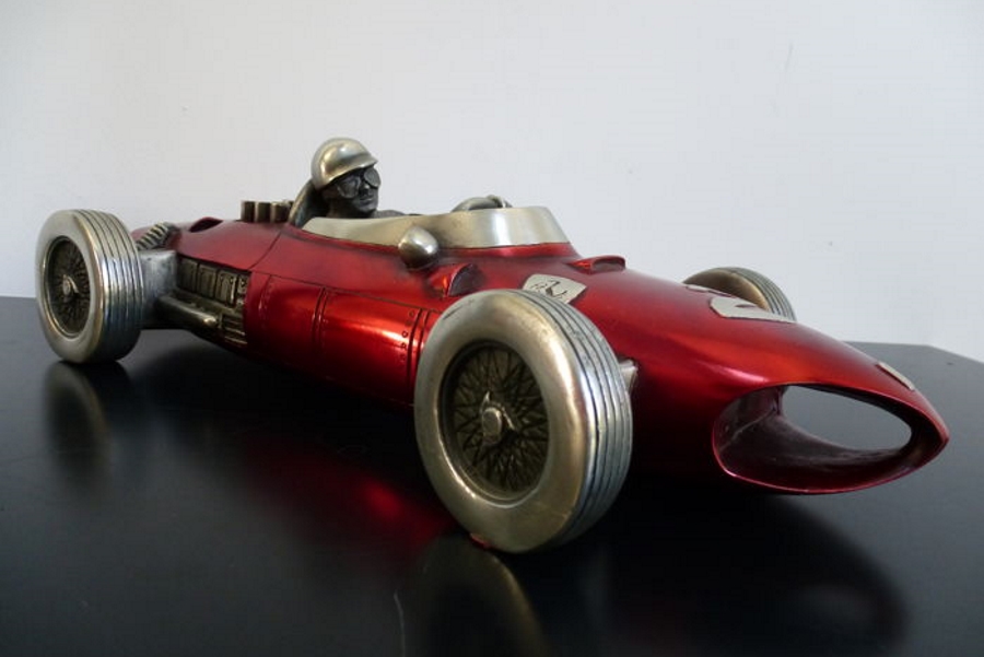 De l&rsquo;art automobile à retrouver sur Catawiki