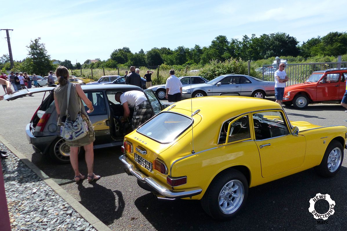 Les Youngs adhèrent aux rendez-vous du Youngtimers Club de Savenay