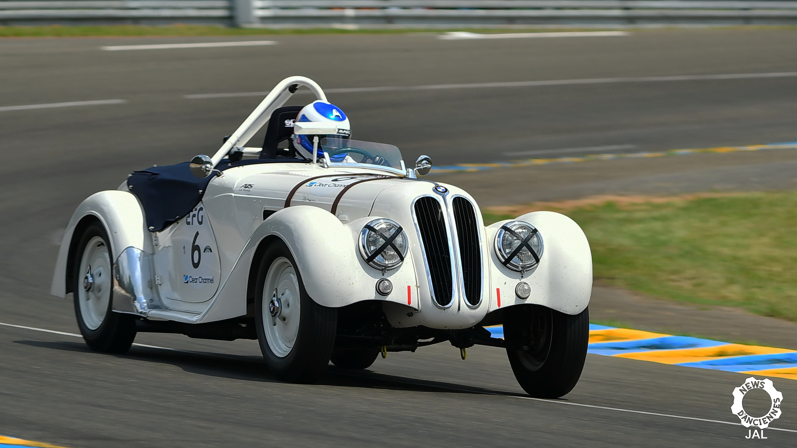 Le Mans Classic 2018 Grid 1 26-