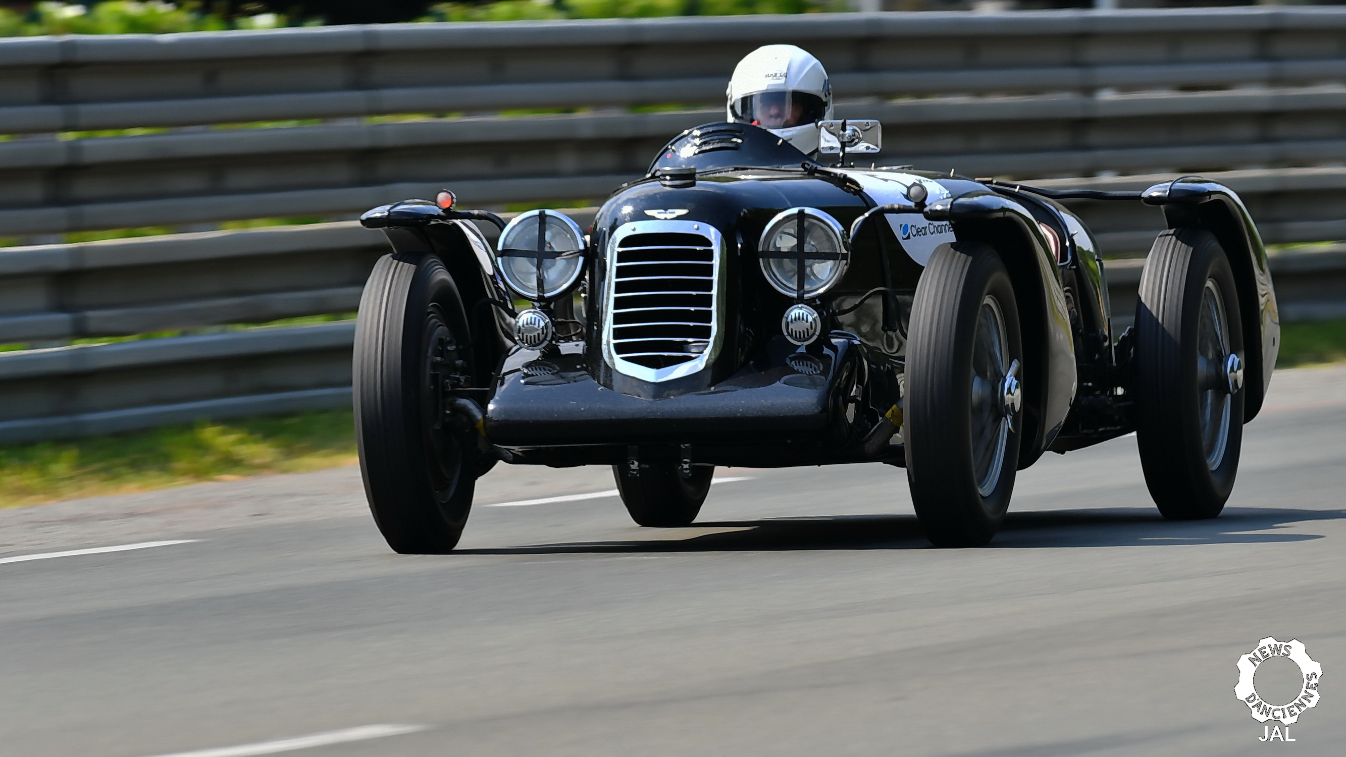 Le Mans Classic 2018 Grid 1 29-