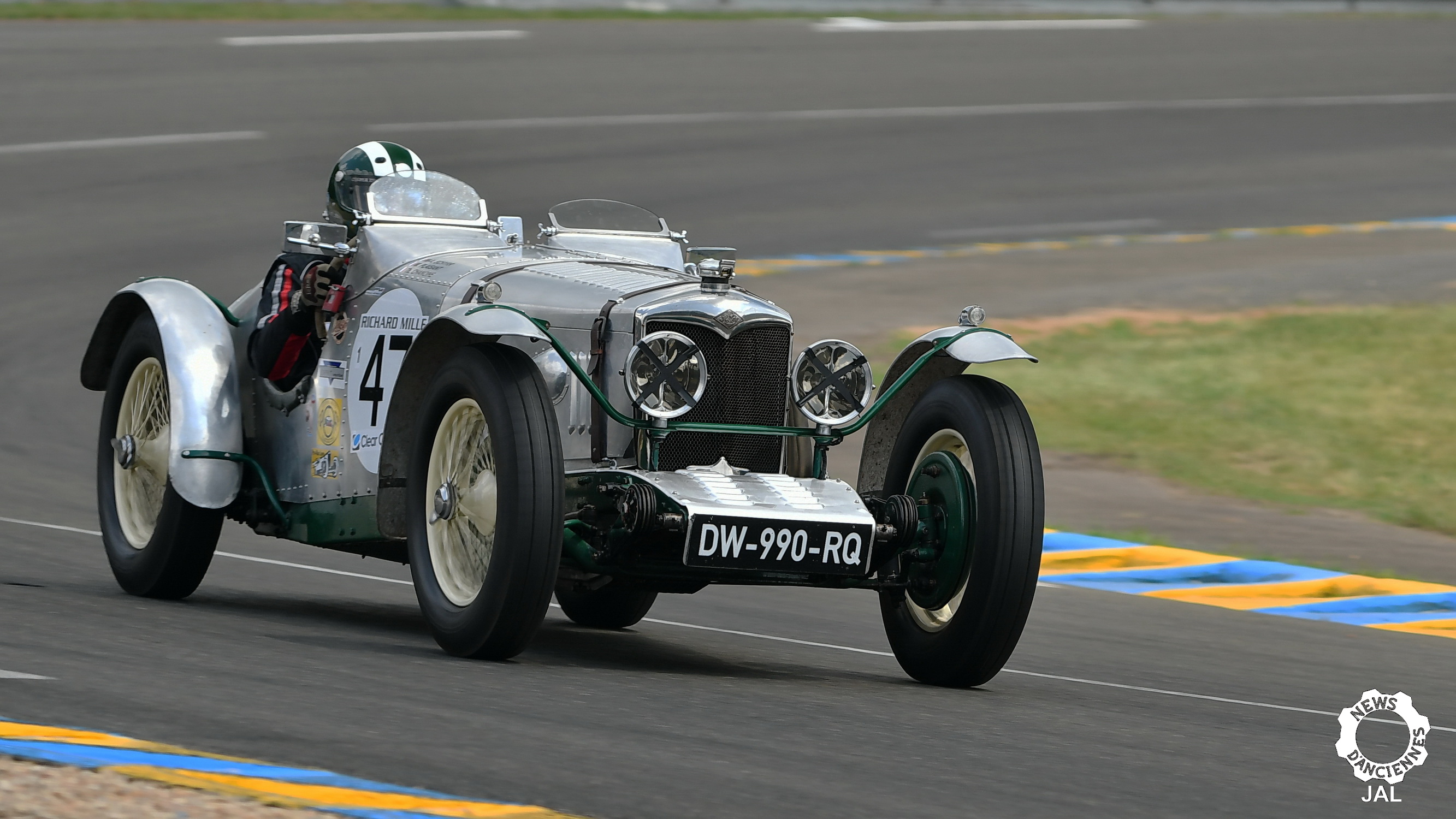 Le Mans Classic 2018 Grid 1 52-
