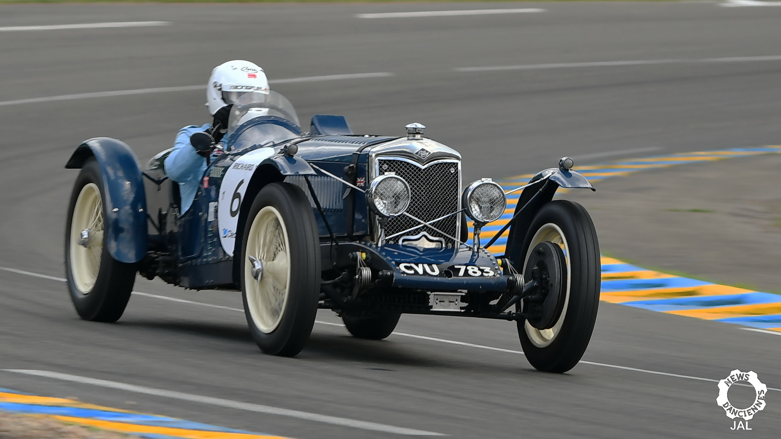 Le Mans Classic 2018 Grid 1 53-
