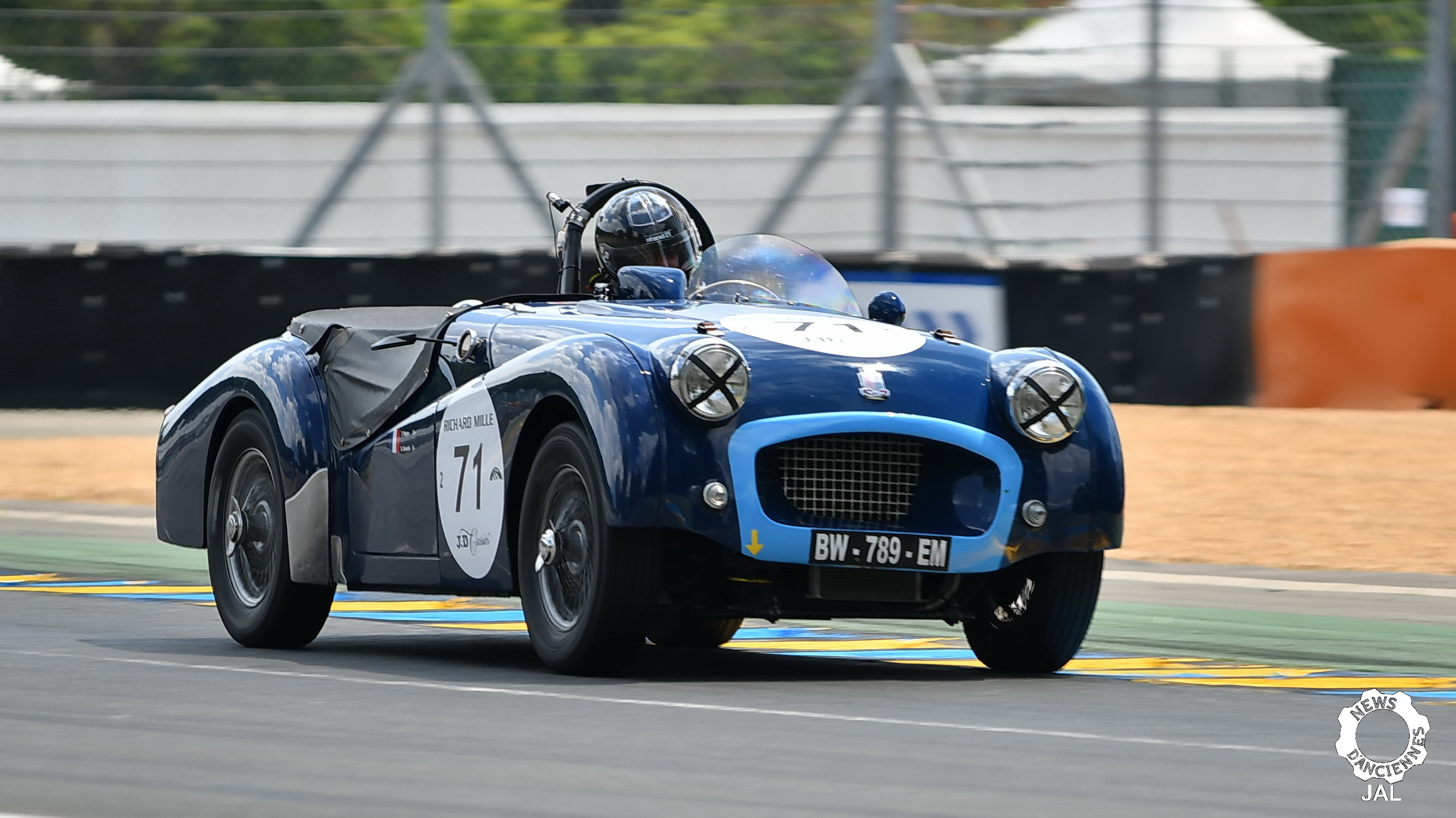 Le Mans Classic 2018 Grid 2 21-