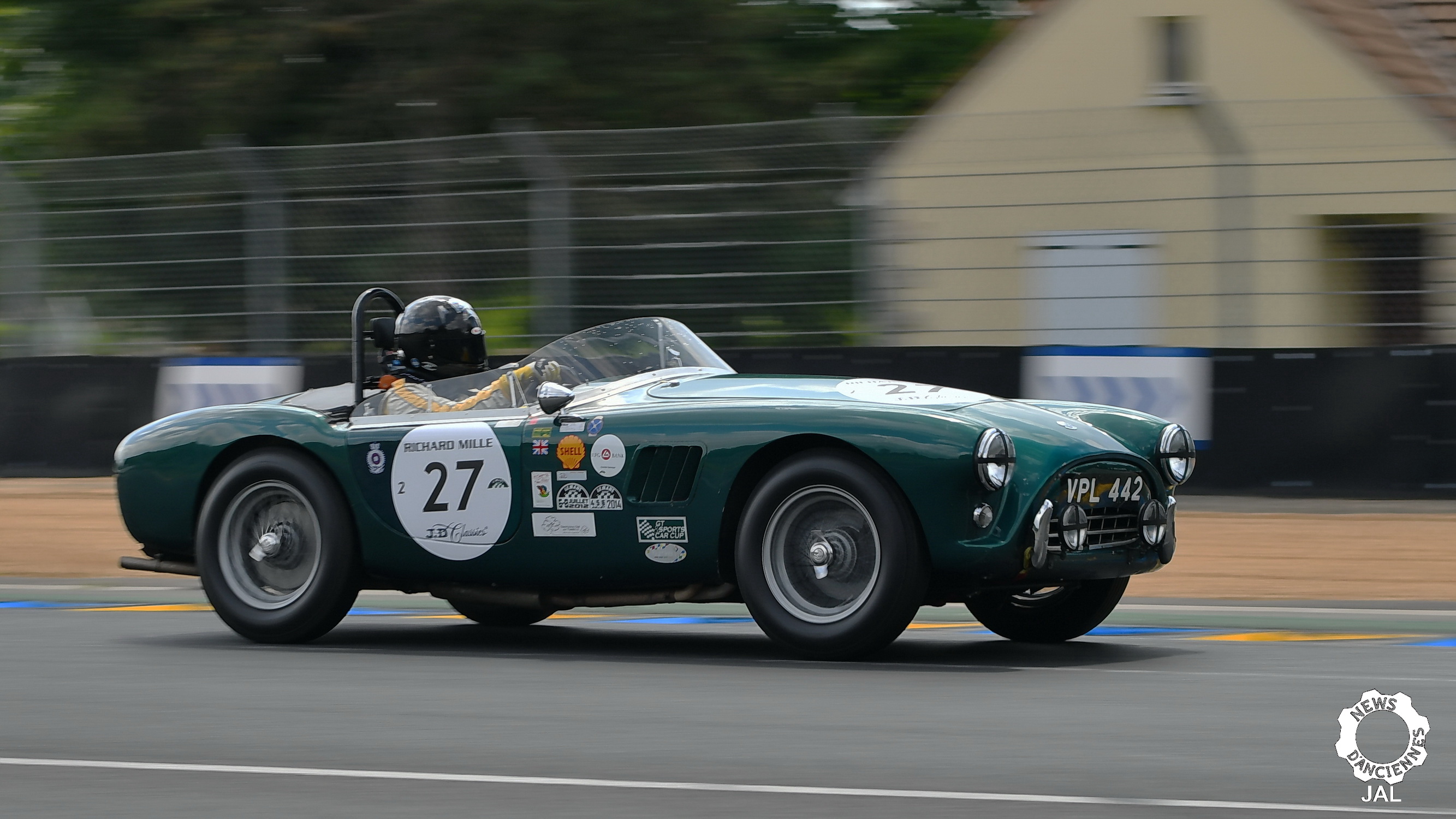 Le Mans Classic 2018 Grid 2 25-