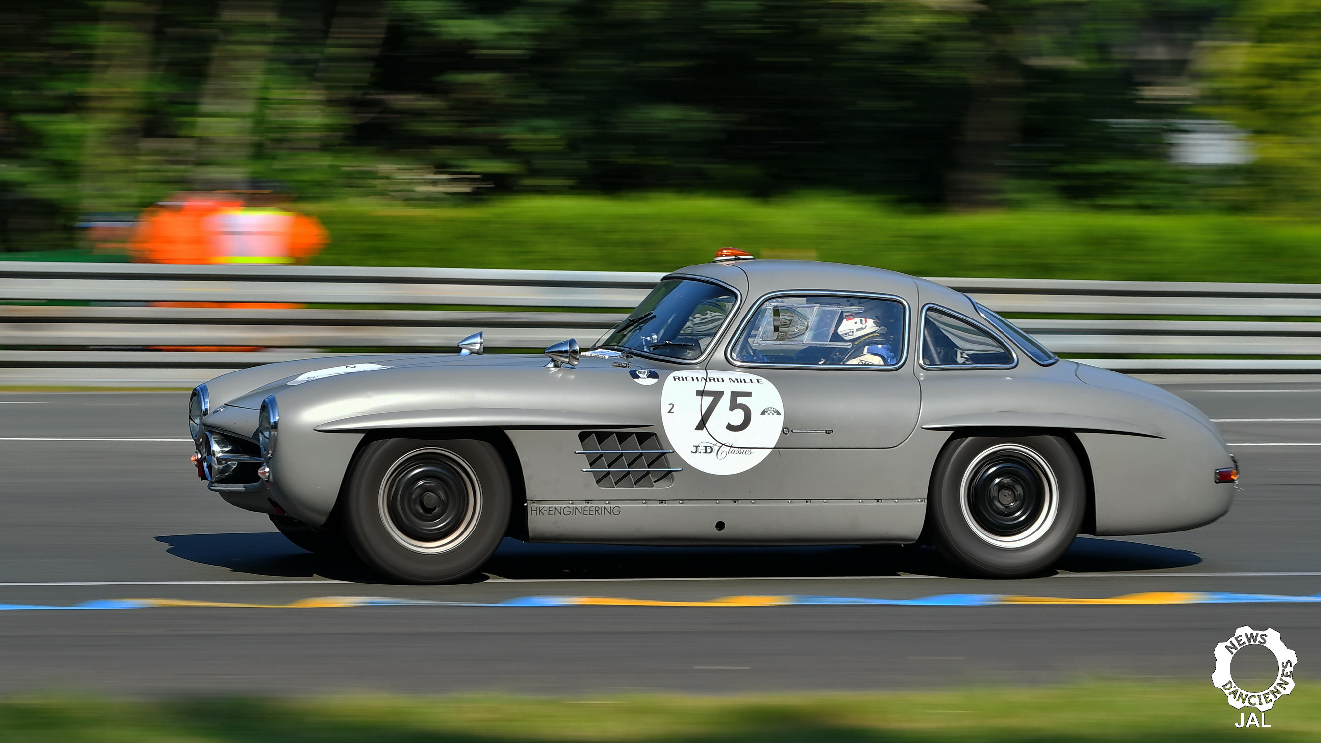 Le Mans Classic 2018 Grid 2 33-