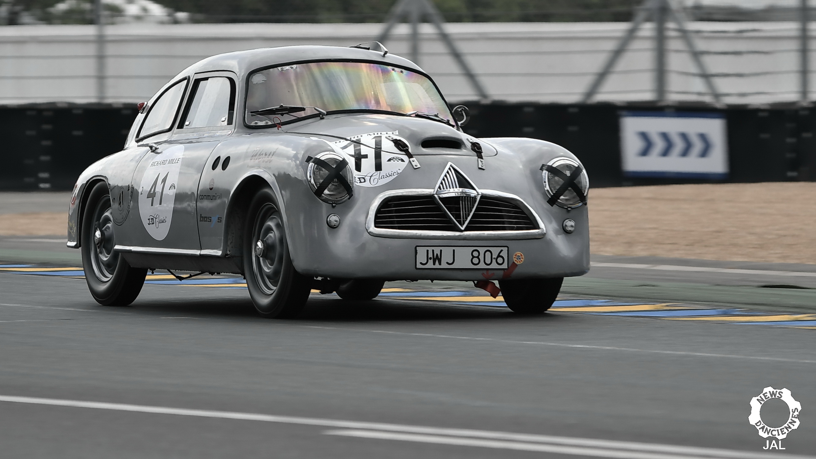 Le Mans Classic 2018 Grid 2 59-