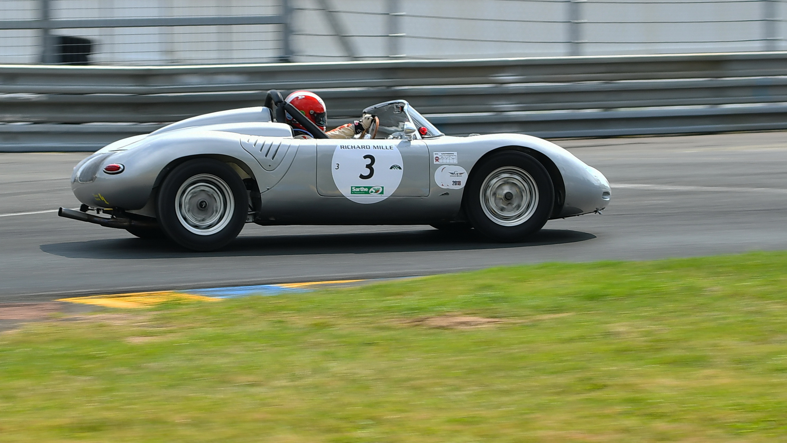 Le Mans Classic 2018 Grid 3 41-