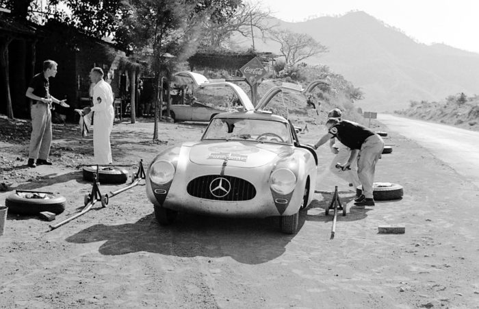 Mercedes-Benz 300 SL