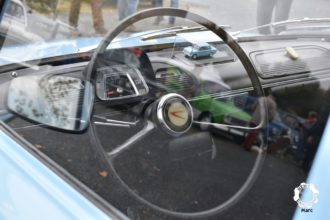 Les dérouillés fêtent les septuagénaires 2 CV et 203 Marc Newsdanciennes oct 2018 42-