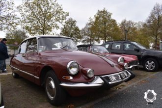 Les dérouillés fêtent les septuagénaires 2 CV et 203 Marc Newsdanciennes oct 2018 44-