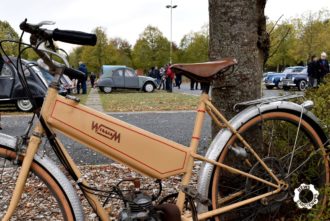 Les dérouillés fêtent les septuagénaires 2 CV et 203 Marc Newsdanciennes oct 2018 66-