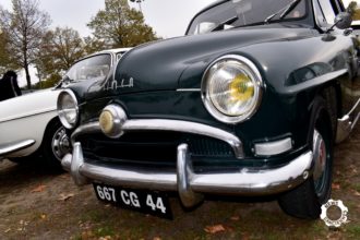 Les dérouillés fêtent les septuagénaires 2 CV et 203 Marc Newsdanciennes oct 2018 73-