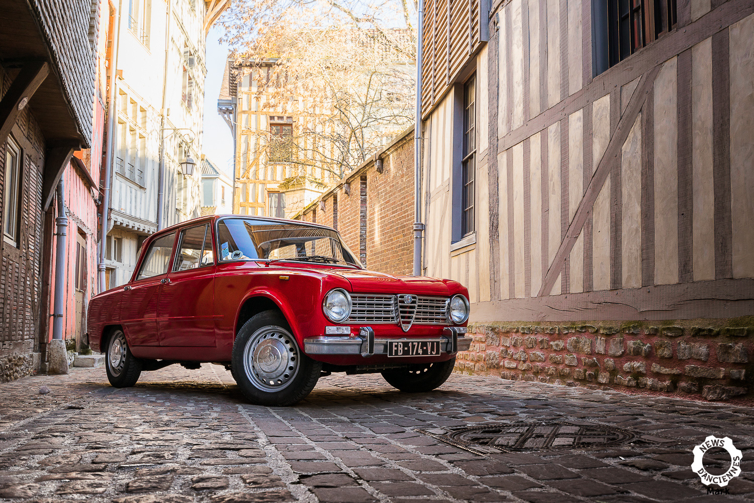 Alfa Romeo Giulia 1300Ti : au volant d&rsquo;une Friandise Transalpine
