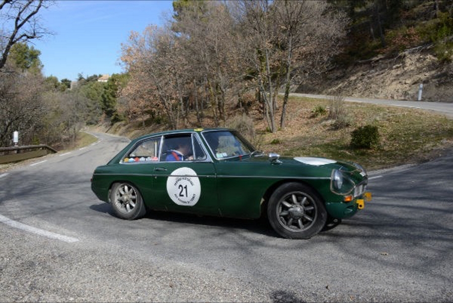 Roadbook d’Anciennes Episode 8 : Massif de la Serre, la route sans nom
