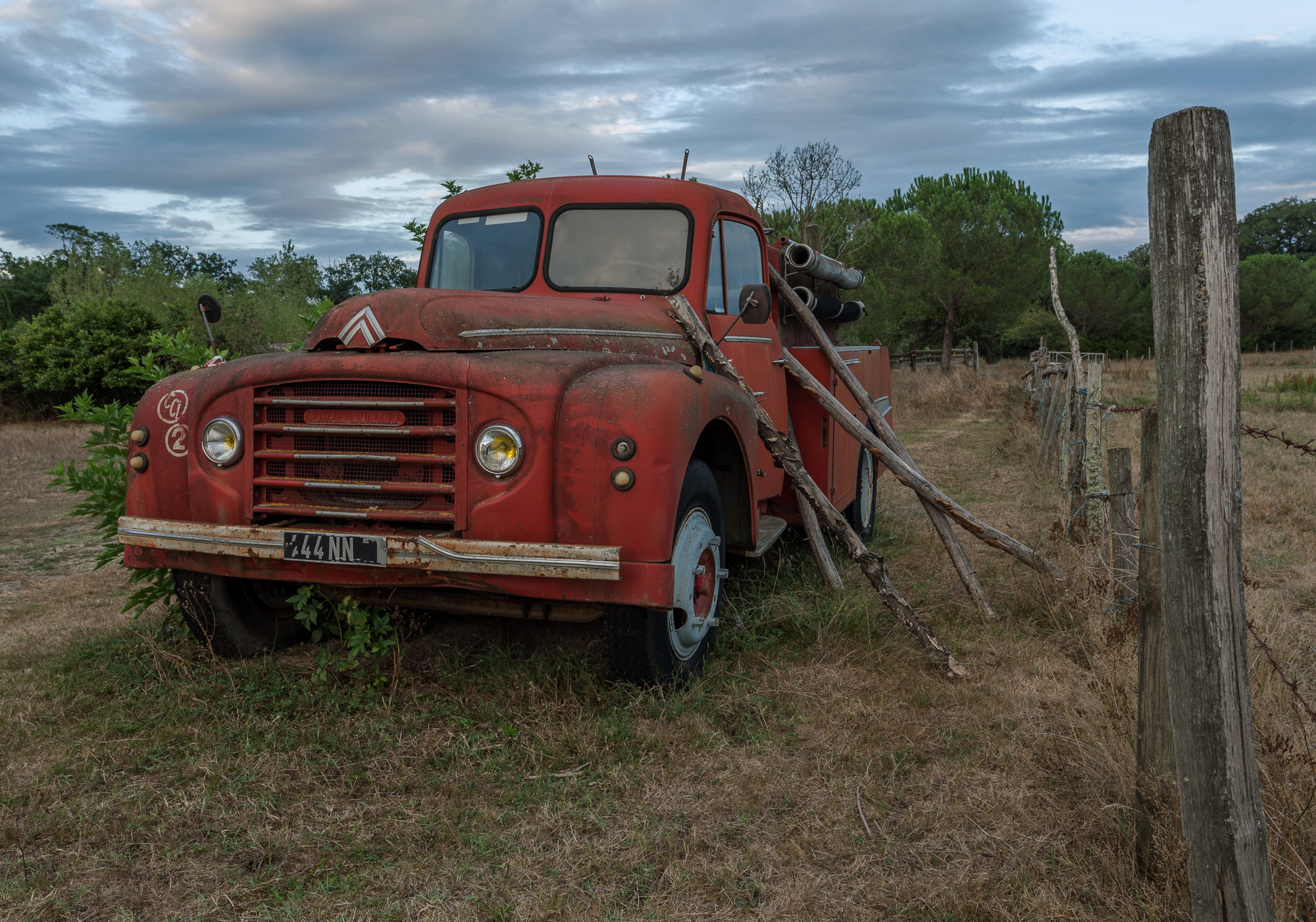 Nos Anciennes Abandonnées : le Citroën U55 des Pompiers… n&rsquo;est donc pas un U23