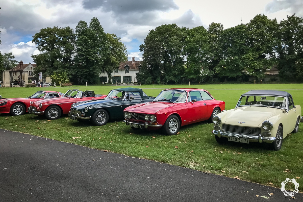 À Lésigny les anciennes s&rsquo;exposaient sur les pelouses du château