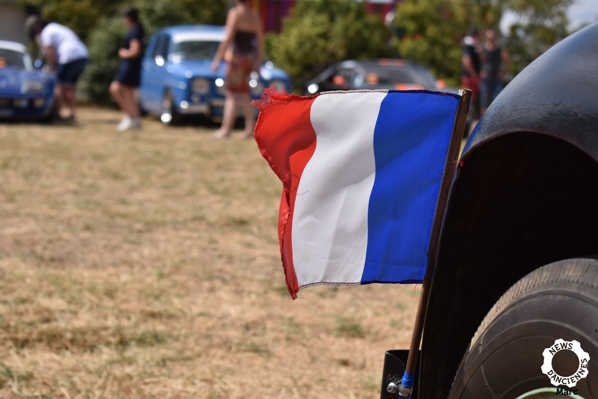 À Nort sur Erdre on lançait un nouvel et bel événement d&rsquo;anciennes ce 14 Juillet