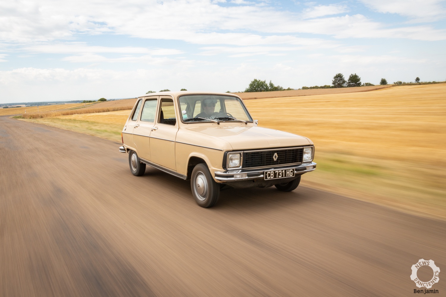 Au volant de la Renault 6, une petite R16 ou une grosse R4 ?