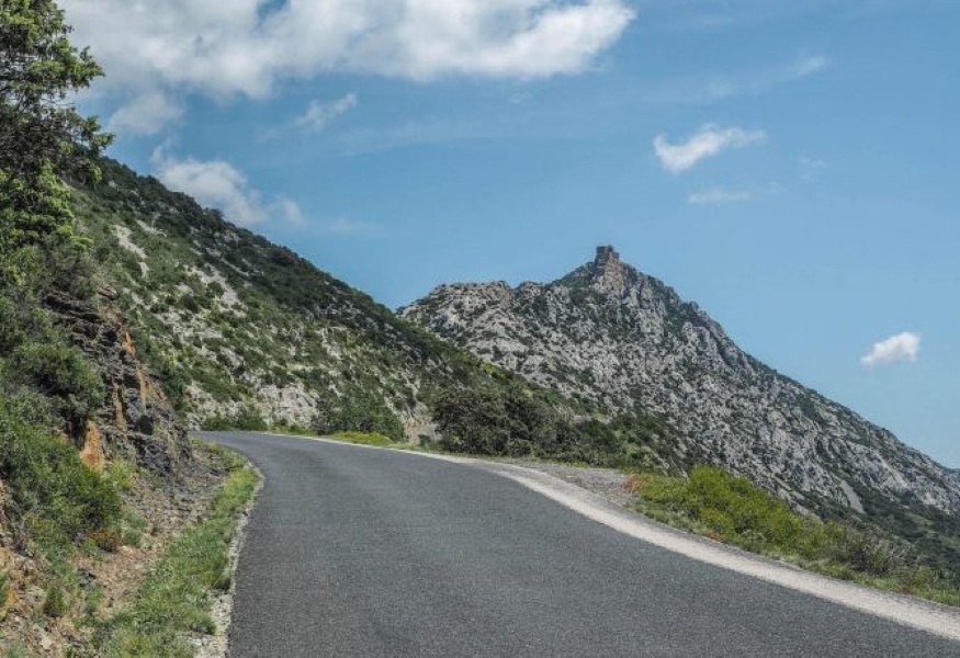 Roadbook d’Anciennes Episode 12 : La Route des châteaux du pays Cathare