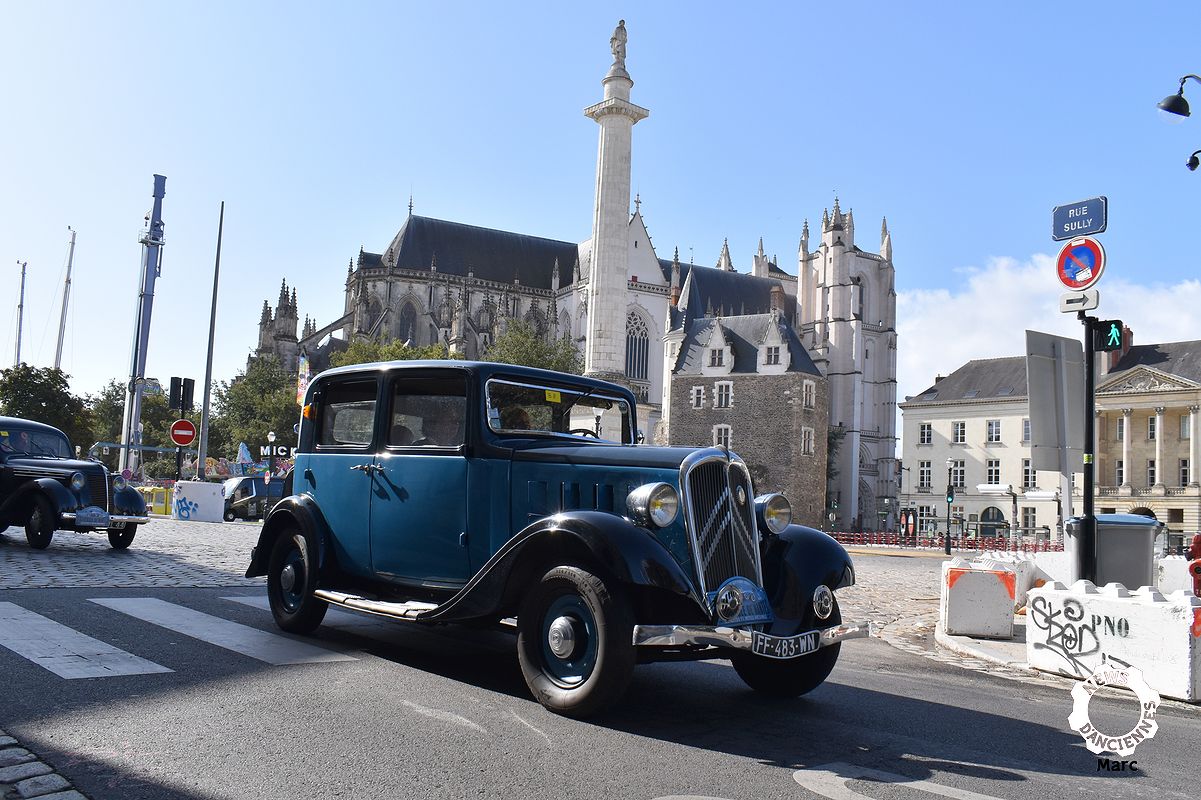 Traversée de Nantes 2019, une belle manière de faire sortir le Patrimoine roulant