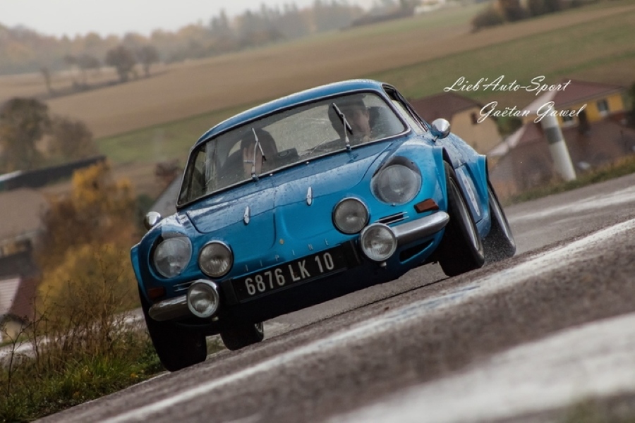 Rallye du Petit Poucet, début Novembre, de la navigation à la lumière des phares