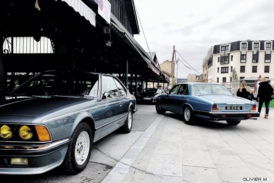 Une belle variété d'autos au rassemblement mensuel de la Garenne-Colombes