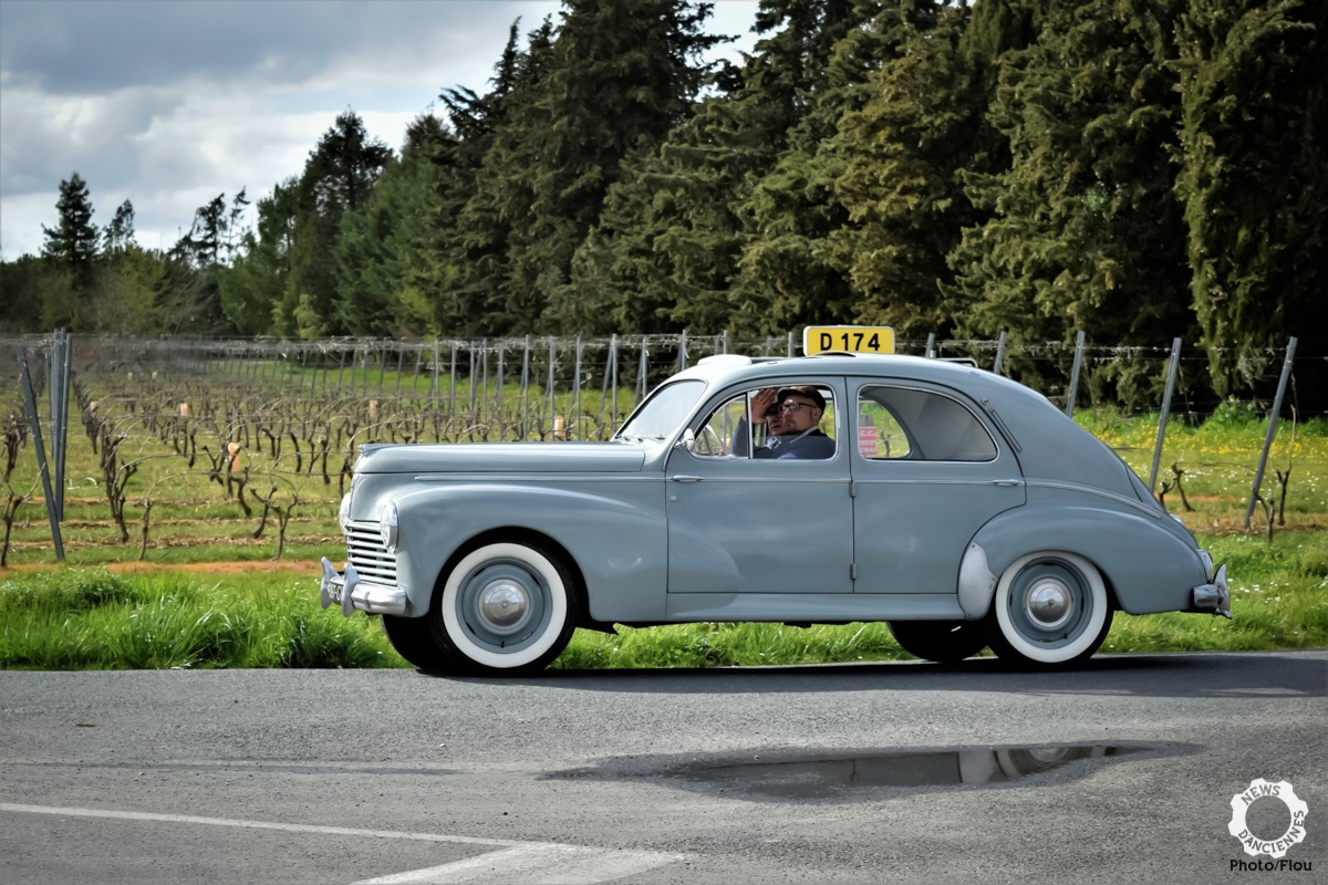 Belles autos et bonne ambiance à la Randonnée de Navigation de Doué la Fontaine